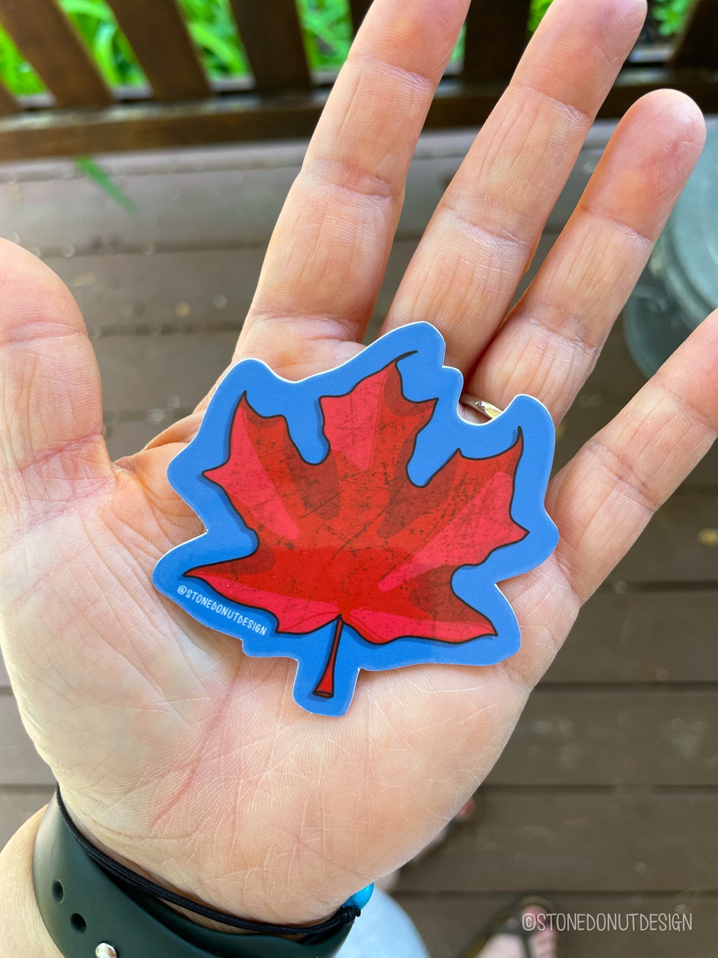Red Maple Leaf Vinyl Sticker